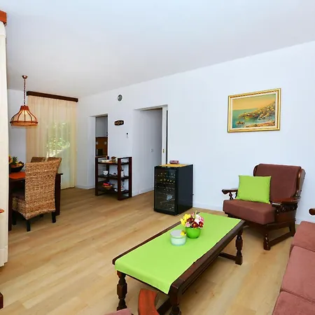Prázdninový dům House Sreca *